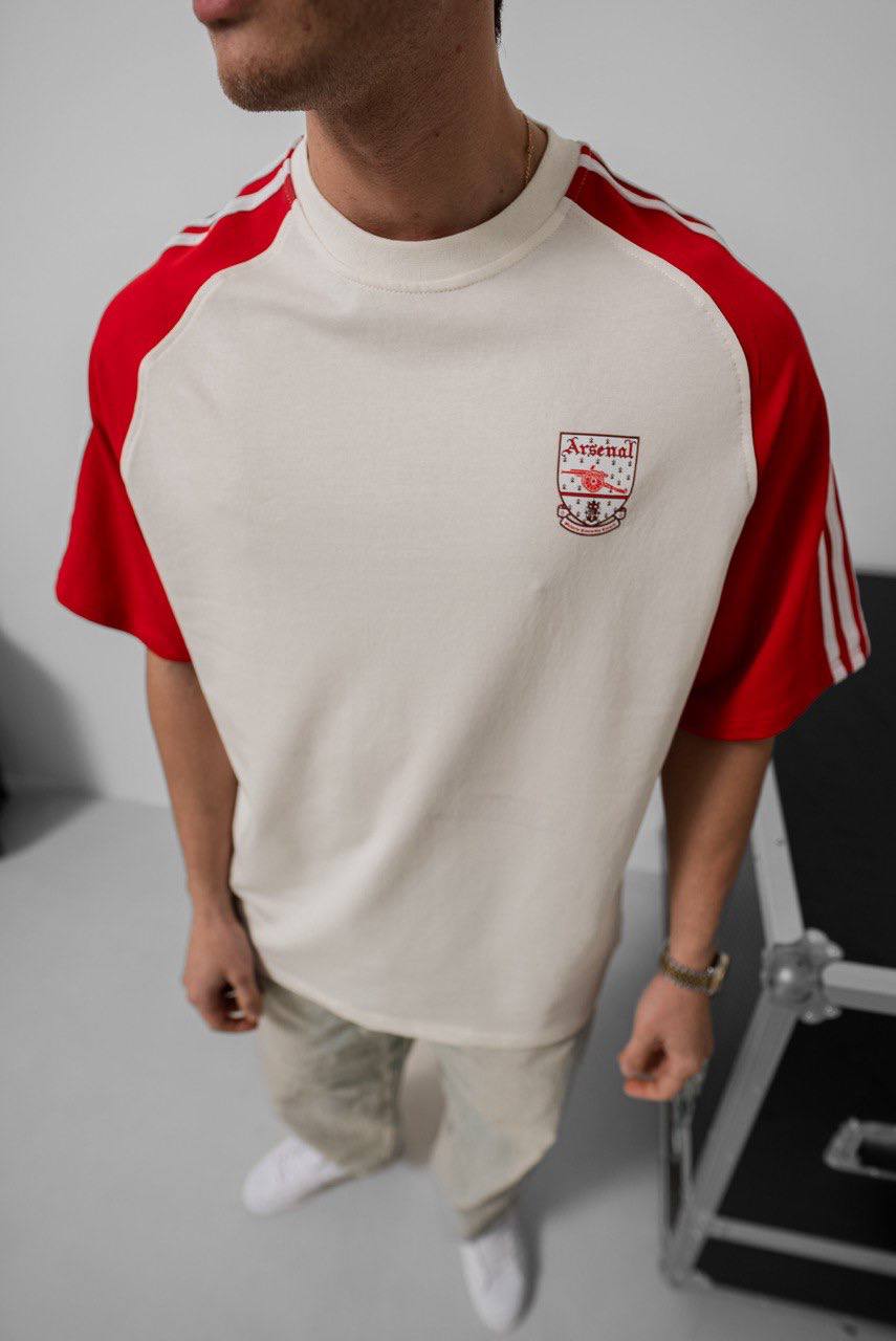 Arsenal Retro Raglan Sleeve Graphic Tee – Vintage Color Block Sports T-Shirt